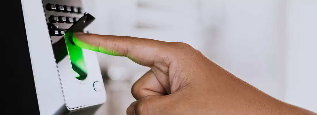 Expert Fingerprint Lock Solutions in Ives Estates, FL